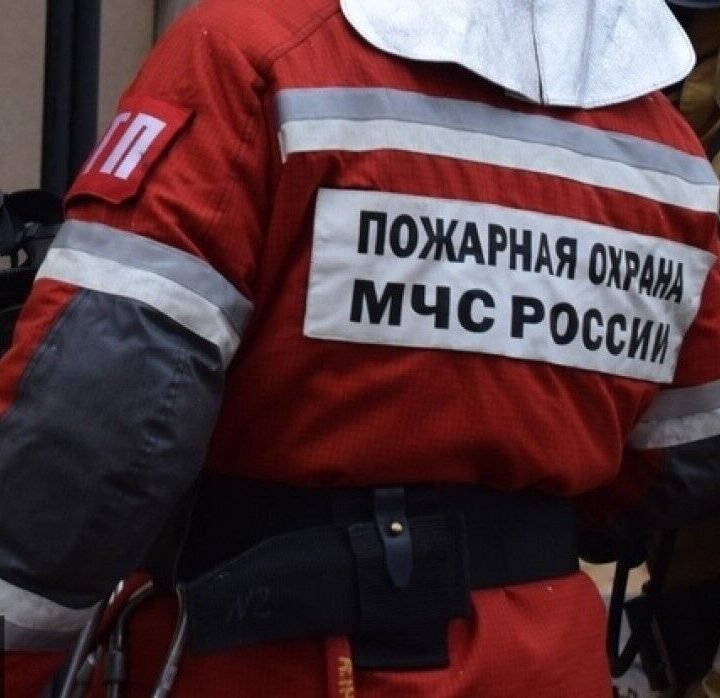 В Москве горит дом престарелых