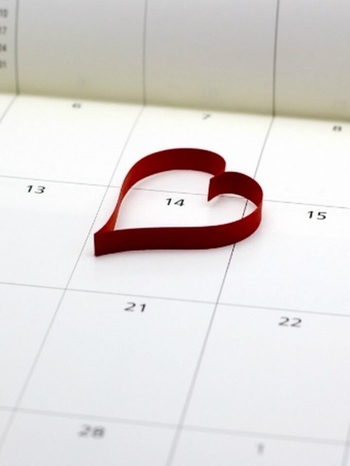 Почему не все любят 14 февраля